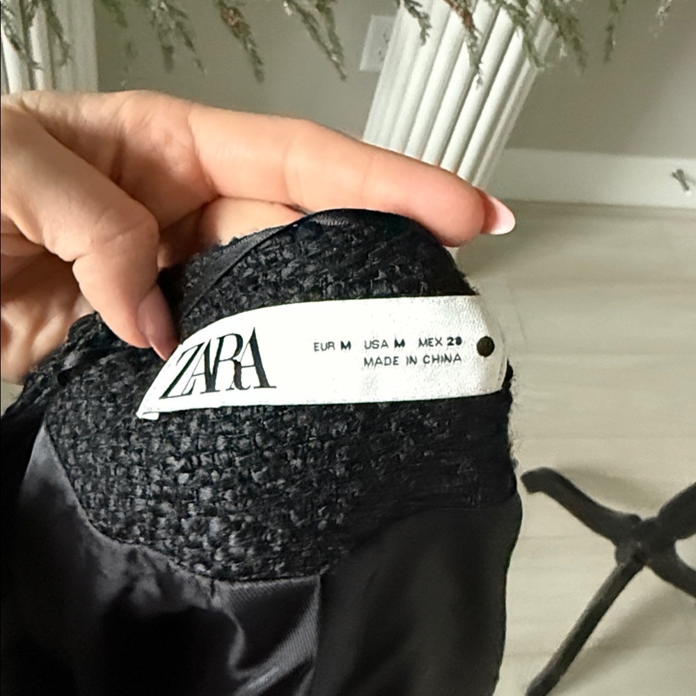 Zara Black Blazer with Gold Buttons - Picture 6 of 7
